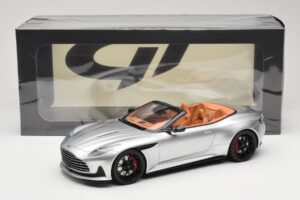 Aston Martin DB12 Volante Plateado GT Spirit 1:18 GT945 Resina - imagen 6 de 6