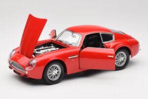 Aston Martin DB4 GT Zagato Rojo Road Signature 1:18 92728 Metal - imagen 2 de 8