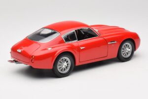 Aston Martin DB4 GT Zagato Rojo Road Signature 1:18 92728 Metal - imagen 3 de 8