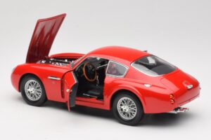 Aston Martin DB4 GT Zagato Rojo Road Signature 1:18 92728 Metal - imagen 5 de 8