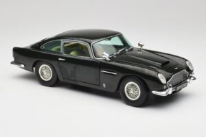 Aston Martin DB5 California Salvia Chrono 1:18 H1001 Metal - imagen 6 de 8