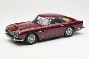 Aston Martin DB5 Dubonnet Rojo AUTOart 1:18 70213 Metal