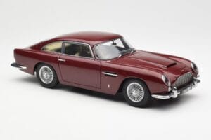 Aston Martin DB5 Dubonnet Rojo AUTOart 1:18 70213 Metal - imagen 6 de 8