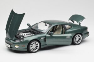 Aston Martin DB7 Vantage Verde Maisto 1:18 36880 Metal - imagen 2 de 8
