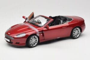 Aston Martin DB9 Volante Rojo Solido 1:18 8163 Metal - imagen 2 de 8