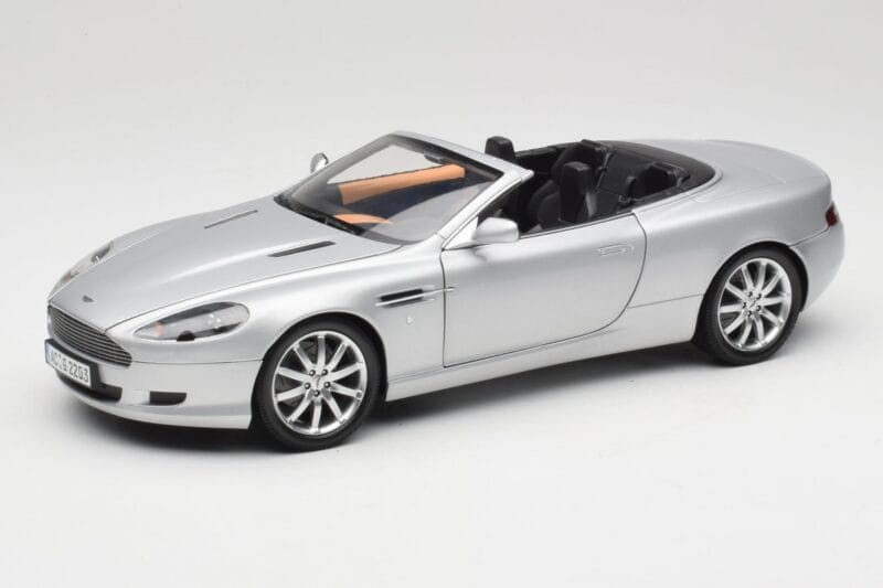 Aston Martin DB9 Volante Plata Minichamps 1:18 150137334 Metal