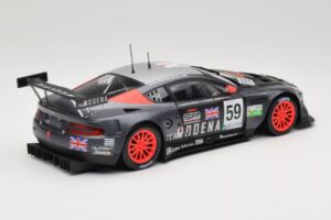 Aston Martin DBR9 GT1 #59 Team Modena A. Garcia / J. Menten / C. Fittipaldi 24 Hours of Le Mans 2006 Solido 1:18 80014 Metal - imagen 3 de 8