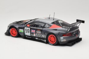 Aston Martin DBR9 GT1 #59 Team Modena A. Garcia / J. Menten / C. Fittipaldi 24 Hours of Le Mans 2006 Solido 1:18 80014 Metal - imagen 7 de 8