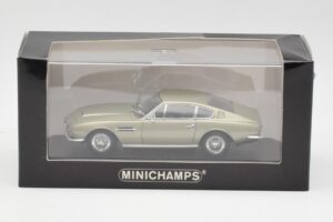 Aston Martin DBS Verde Plata Metalizado Minichamps 1:43 400137600 Metal - imagen 4 de 4