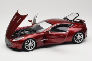 Aston Martin One-77 Diavolo Red AUTOart 1:18 70245 Metal - imagen 2 de 8