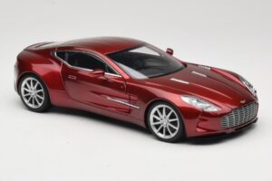 Aston Martin One-77 Diavolo Red AUTOart 1:18 70245 Metal - imagen 6 de 8