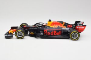 Aston Martin Red Bull Racing RB15 #33 M. Verstappen Winner Brazil GP 2019 Minichamps 1:18 110191933 Metal - imagen 3 de 6