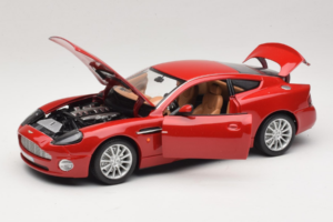 Aston Martin V12 Vanquish Rojo Bburago 1:18 33334063 Metal - imagen 2 de 8