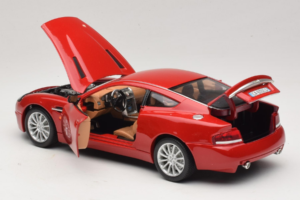 Aston Martin V12 Vanquish Rojo Bburago 1:18 33334063 Metal - imagen 5 de 8