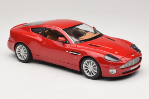 Aston Martin V12 Vanquish Rojo Bburago 1:18 33334063 Metal - imagen 6 de 8