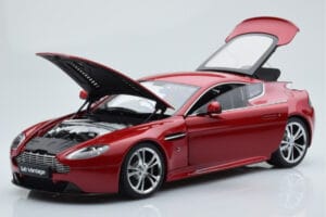 Aston Martin V12 Vantage Rojo AUTOart 1:18 70208 Metal - imagen 2 de 8
