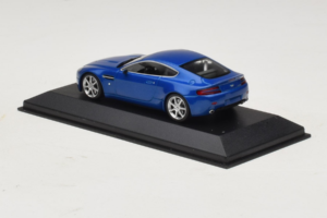 Aston Martin V8 Vantage Blue Metallic Minichamps 1:43 400137422 Metal - imagen 3 de 4