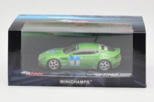 Aston Martin V8 Vantage N24 #7 U. Bez / Porritt / R. Meaden 24 Hours Nurburgring 2008 Minichamps 1:43 437081307 Metal - imagen 4 de 4