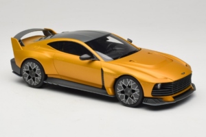 Aston Martin Valiant Auric Gold Metallic GT Spirit 1:18 GT546 Resina - imagen 4 de 6
