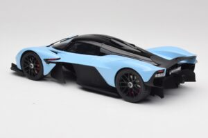 Aston Martin Valkyrie Racing Azul GT Spirit 1:18 GT915 Resina - imagen 5 de 6