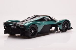 Aston Martin Valkyrie Racing Green GT Spirit 1:18 GT435 Resina - imagen 2 de 6