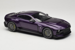 Aston Martin Valour Azul Oscuro GT Spirit 1:18 GT944 Resina - imagen 4 de 6