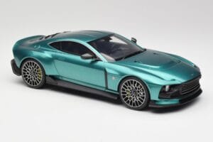 Aston Martin Valour Racing Green GT Spirit 1:18 GT480 Resina - imagen 4 de 6