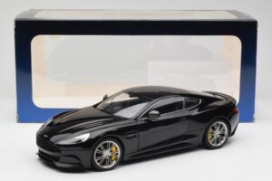 Aston Martin Vanquish Onyx Negro AUTOart 1:18 70247 Metal - imagen 8 de 8