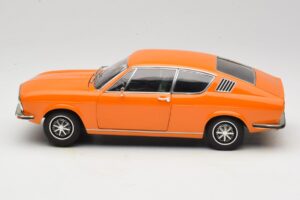 Audi 100 C1 Coupe S Naranja Anson 1:18 30402 Metal - imagen 4 de 8