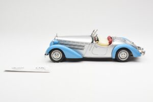 Audi 225 Front Roadster Azul Plateado CMC 1:18 M-075B Metal - imagen 3 de 6