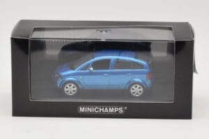 Audi A2 Light Blue Metallic Minichamps 1:43 AUDI007 Metal - imagen 4 de 4