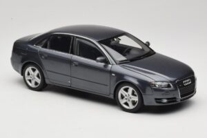 Audi A4 B7 Gris Metalizado Minichamps 1:18 100014400 Metal - imagen 6 de 8
