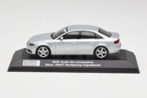 Audi A4 B8 3.2 Quattro Ice Plata Minichamps 1:43 5010704113 Metal