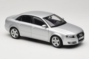 Audi A4 B8 3.2 Quattro Plata Minichamps 1:18 5010404115 Metal - imagen 6 de 8