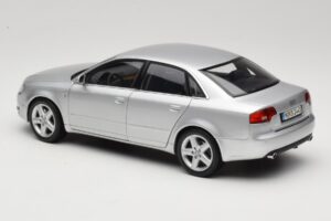 Audi A4 B8 3.2 Quattro Plata Minichamps 1:18 5010404115 Metal - imagen 7 de 8