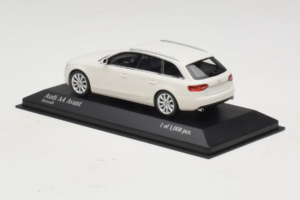 Audi A4 B8 Avant Blanco Minichamps 1:43 410011010 Metal - imagen 3 de 5