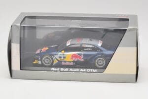 Audi A4 B8 #2 Red Bull M. Tomczyk DTM 2008 Minichamps 1:43 5020800133 Metal - imagen 4 de 4
