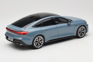 Audi A5L Sportback Azul Grisáceo OEM 1:18 ZAM60004B Metal - imagen 3 de 8