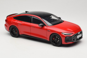 Audi A5L Sportback Rojo OEM 1:18 ZAM60004A Metal - imagen 6 de 8