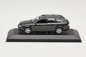 Audi A6 C5 Avant Gris Oscuro Minichamps 1:43 AUDI006 Metal