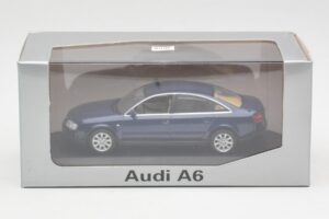 Audi A6 C5 Azul Oscuro Minichamps 1:43 132093 Metal - imagen 4 de 4