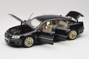 Audi A8 D3 W12 Negro Kyosho 1:18 5010508135 Metal - imagen 2 de 8