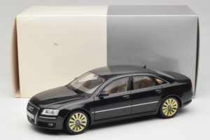 Audi A8 D3 W12 Negro Kyosho 1:18 5010508135 Metal - imagen 8 de 8