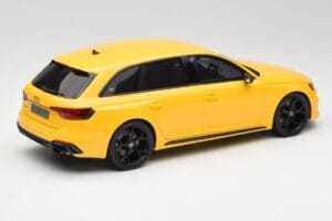 Audi RS4 B9 Avant 25 Aniversario Vegas Amarillo GT Spirit 1:18 GT935 Resina - imagen 2 de 6