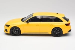 Audi RS4 B9 Avant 25 Aniversario Vegas Amarillo GT Spirit 1:18 GT935 Resina - imagen 3 de 6