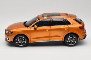 Audi Q3 F3 Orange Metallic Paudi Model 1:18 05962Q32019 Metal - imagen 4 de 8