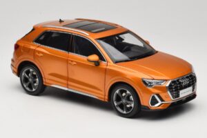 Audi Q3 F3 Orange Metallic Paudi Model 1:18 05962Q32019 Metal - imagen 6 de 8
