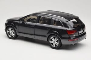 Audi Q7 4L Lava Grey Minichamps 1:18 5010507625 Metal - imagen 7 de 8