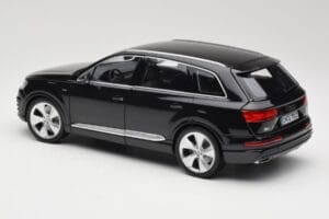 Audi Q7 4M Orca Black Minichamps 1:18 5011407625 Metal - imagen 7 de 8