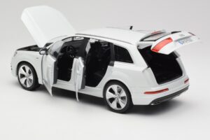 Audi Q7 4M Blanco Minichamps 1:18 110014000 Metal - imagen 5 de 8